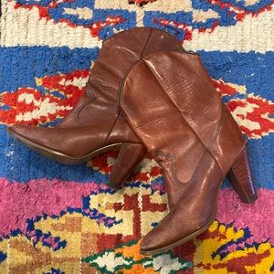 Vintage 70’s leather cowboy booties